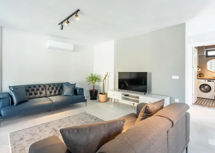 Exclusive Paradise 1