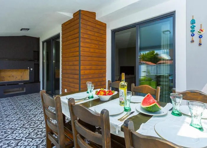 Exclusive Paradise 1