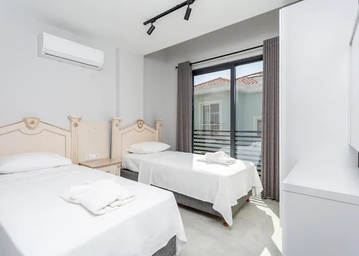 Exclusive Paradise 1 *